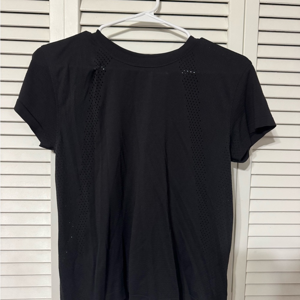 lululemon athletica Black Short Sleeve Tee